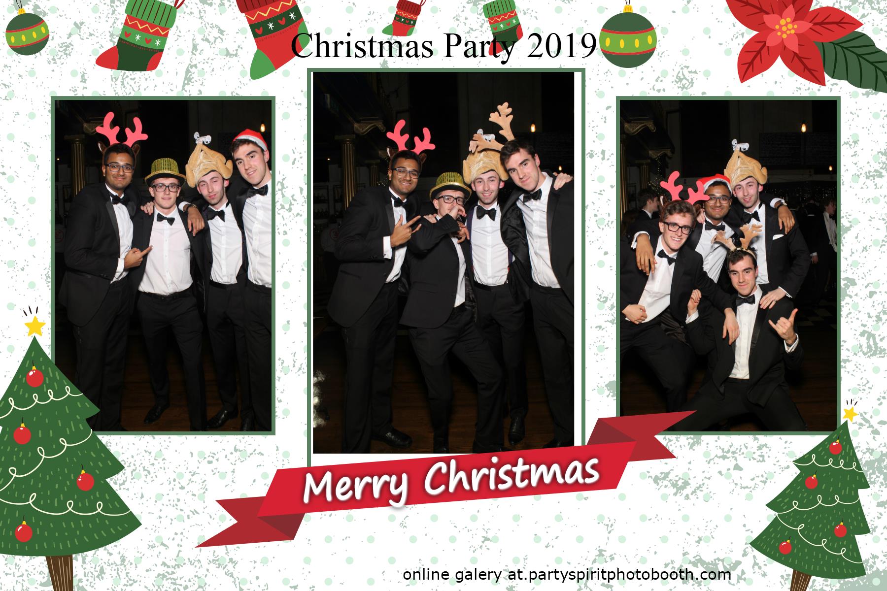 Christmas Party | View more photos from the event at gallery.partyspiritphotobooth.com/u/PartySpiritPhotoBooth/Christmas-Party-0